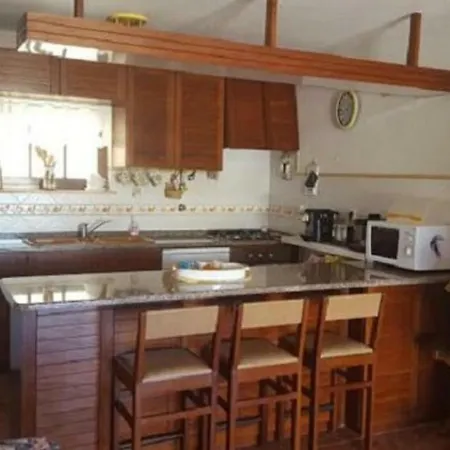 بيت للعطل Entre O Mar E A Serra