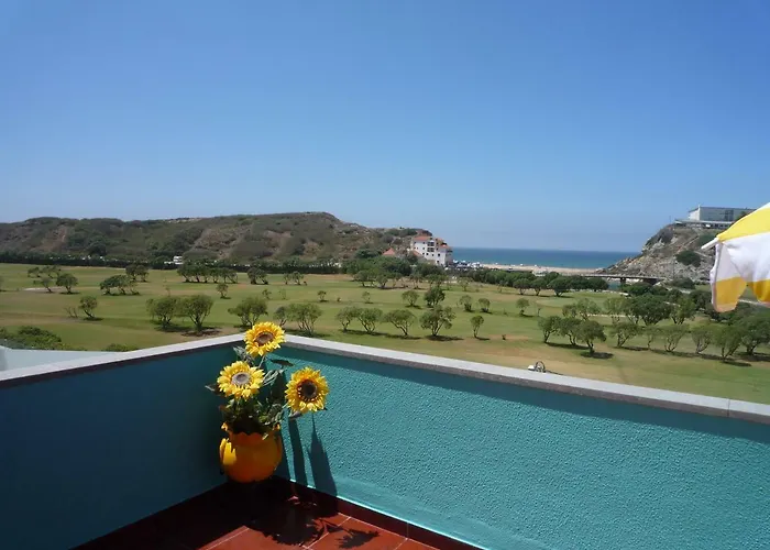 بيت للعطل Entre O Mar E A Serra *