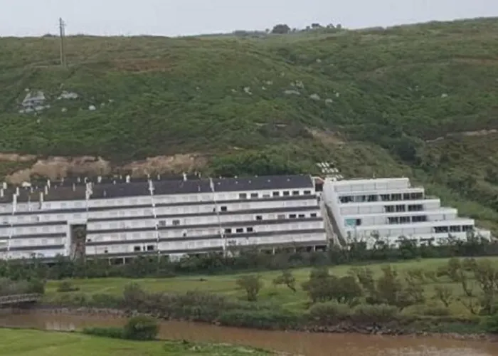 Entre O Mar E A Serra * ماسيرا